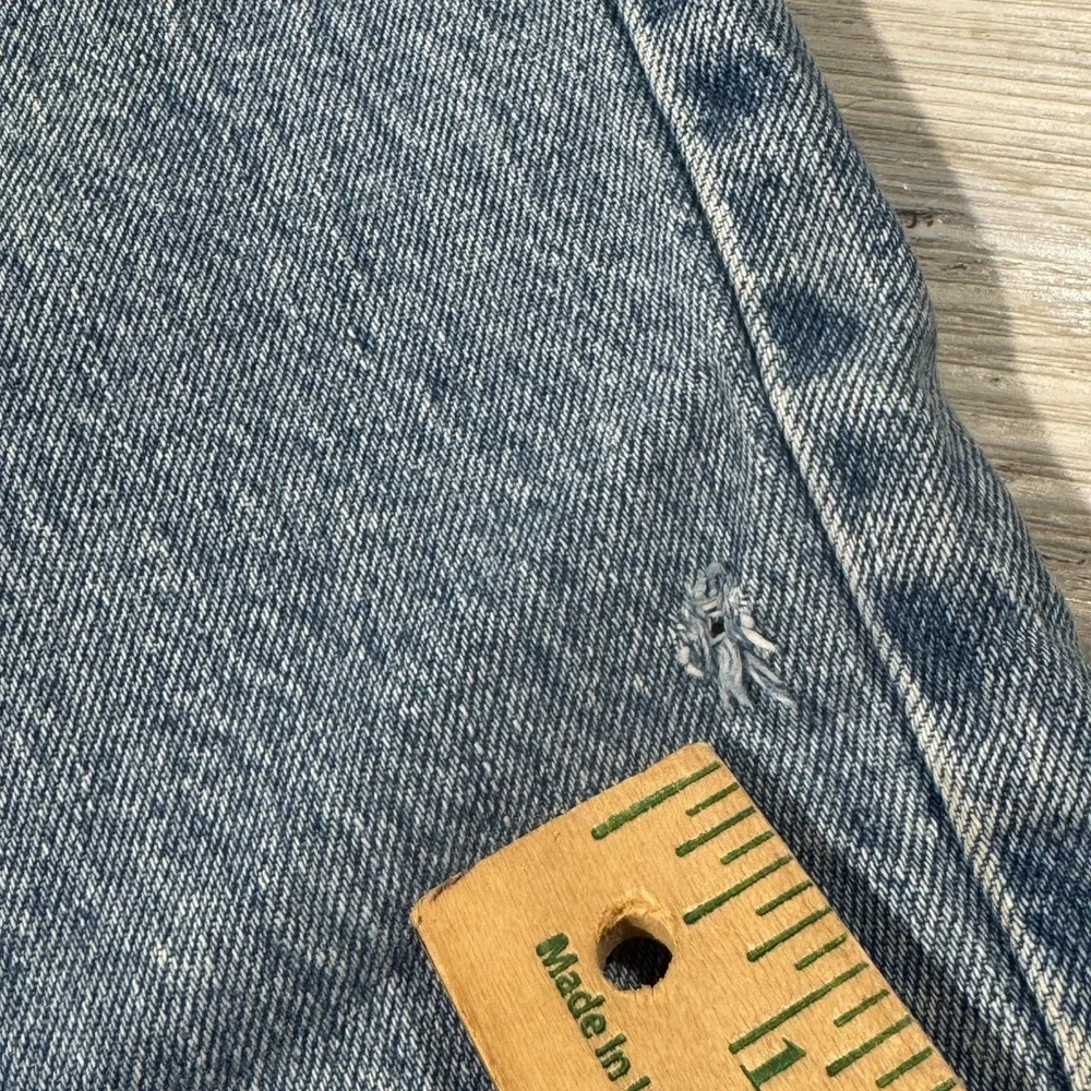 Vintage‎ Levis 550 Distressed Jeans Made in Canada Mens 38x34 (36x33.5)